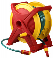 GRINDA HS-25, шланг 25 м x 1/2″, поливочный набор 4 предмета, возможность крепить к стене, катушка со шлангом в комплекте (8-428441)