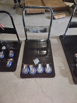 Тележка платформенная 650 кг TOR PH650 (600x900) со складной ручкой (пластиковые колеса 125 мм)