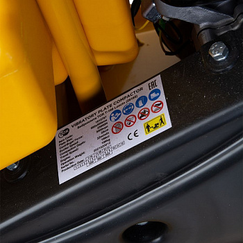 Виброплита TOR T-100 100,5 кг, 25кН Loncin бак, коврик, колесный комплект