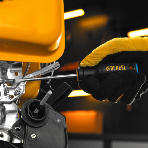 Отвертка, SL5x100 мм, S2, 3к рукоятка Denzel